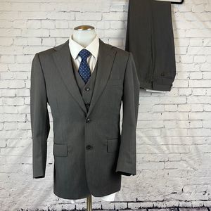 Jos A Bank Mens 3 Piece Suit Jacket Blazer Wool 38SH Pants 32SH Waistcoat Gray